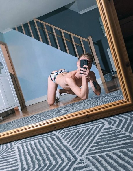 british twinks top profile image