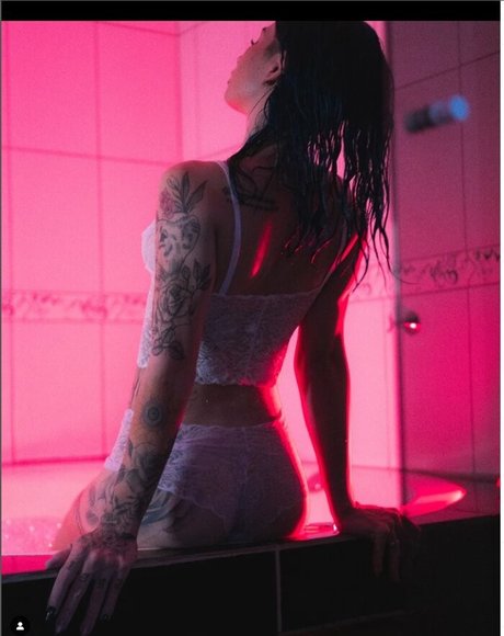 Thaizera アダルト女優 写真