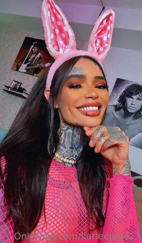 karleejane13 アダルトスター 写真