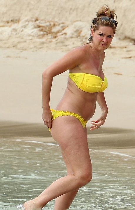 Claire Sweeney ポルノスター 画像