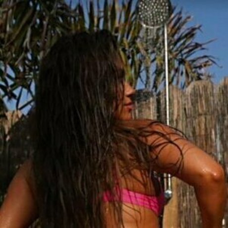 jessicaburciaga アダルトモデル 写真