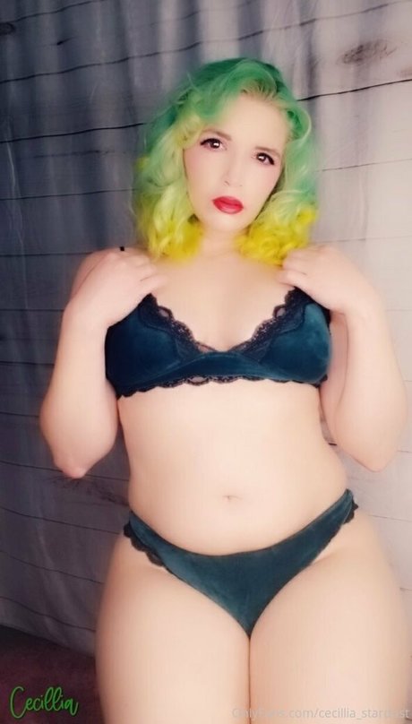 Cecillia Stardust HDポルノスター 写真