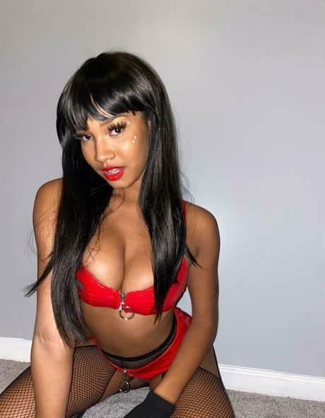 jaydechandaa 独占スター 写真