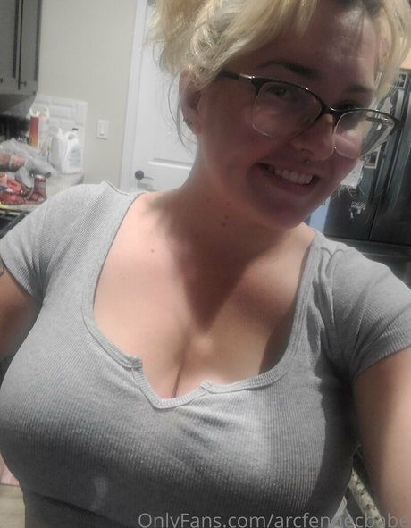arcfennecbabe セックス女優 画像