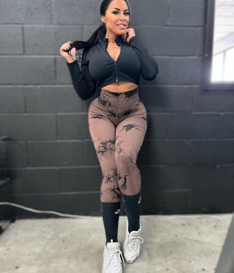 Vanessa bootybuilder セックス女優 画像
