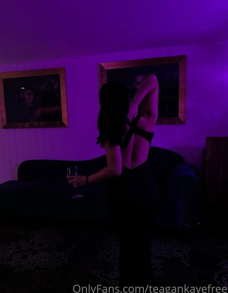 teagankayefree エロティック女優 写真