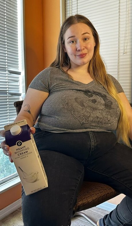 chubbybabecharlie ホット女優 画像