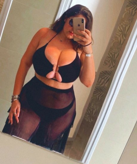 Jolanda Tummolillo ホットなポルノスター 画像