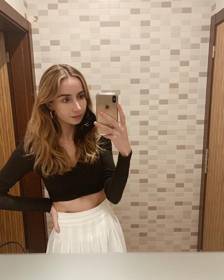 セクシーな先生オンリーファンズ 無料セックス 画像