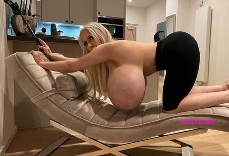beshinedotcom ポルノスター 高品質 写真