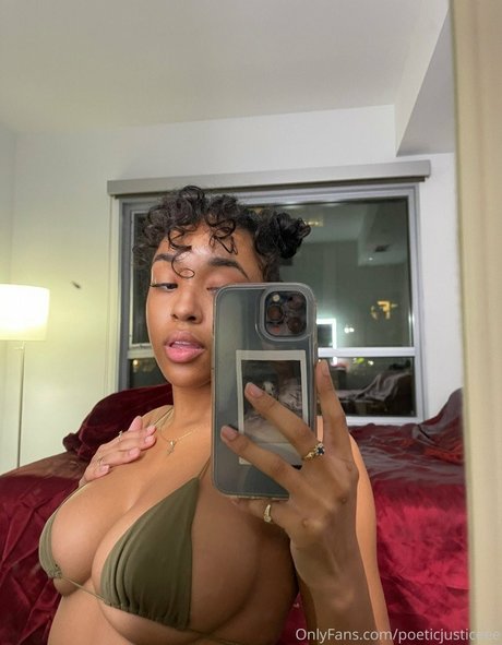 cocobutterbaby 美しいモデル 写真