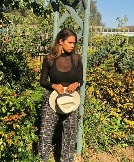 Chanelle Mauricette ポルノスター セックス 写真
