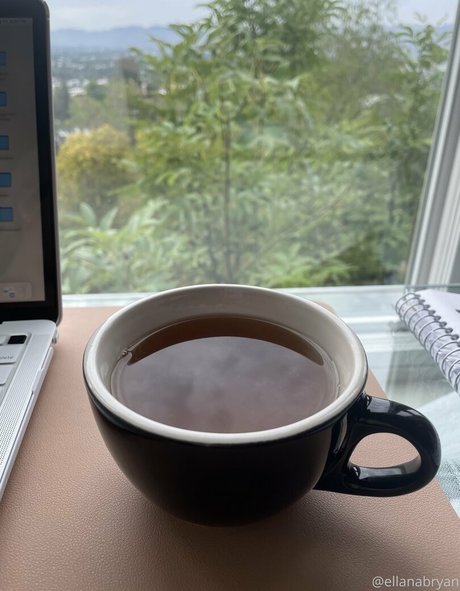 Ellanabryan 可愛いモデル アーカイブ