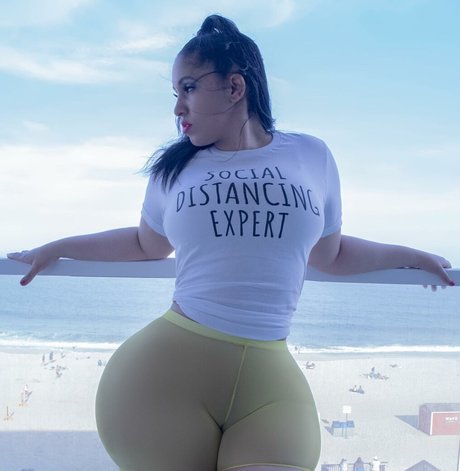 Stephanie Rodriguez 美しいモデル 画像