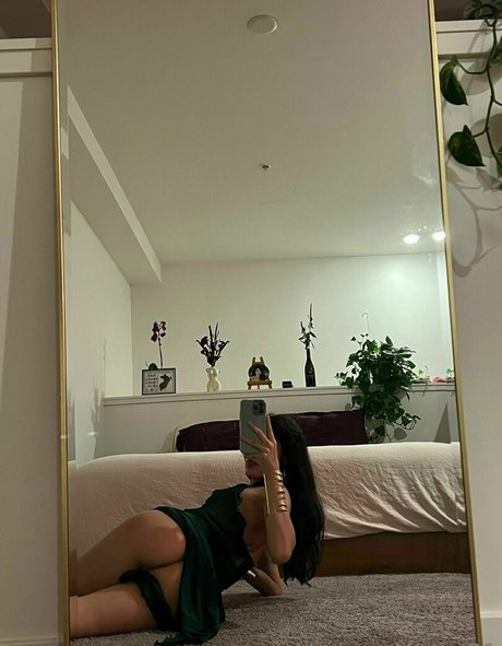 valeriamars エロティックモデル 写真