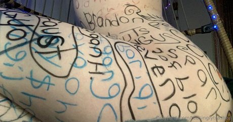 teasinglytrashed ポルノスター アート 写真