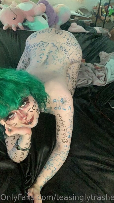 teasinglytrashed エロティックなポルノスター 写真