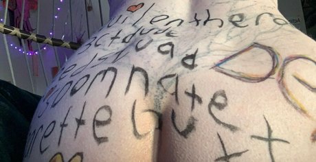 teasinglytrashed セクシーなスター 写真