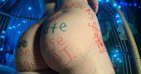 ゲイのインフルエンサーOnlyFans エロチック 写真