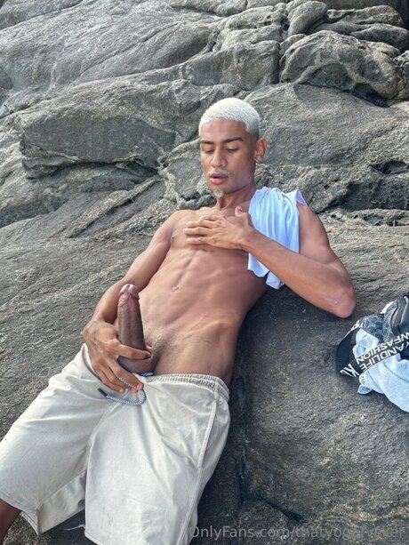 thatyogafvcker ヌードモデル 写真