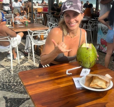 Fernanda Colombo 高品質モデル 画像