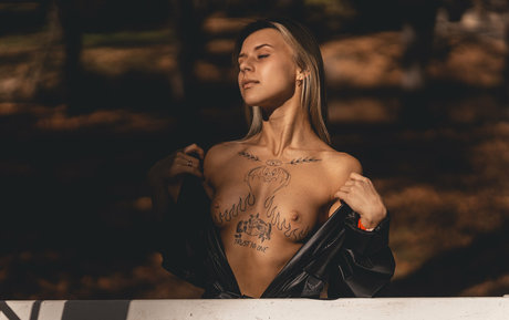 lucysunshinefree 独占ポルノスター 写真