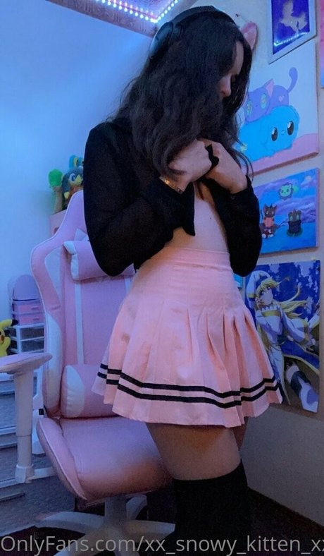snowy kitten games ポルノスター 高品質 写真