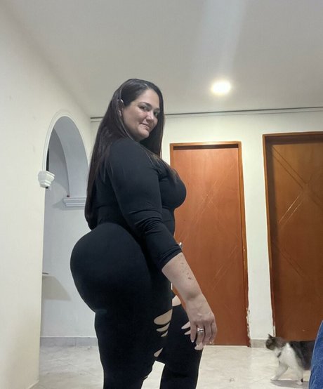 Patricia Curvy XXL ポルノモデル アーカイブ