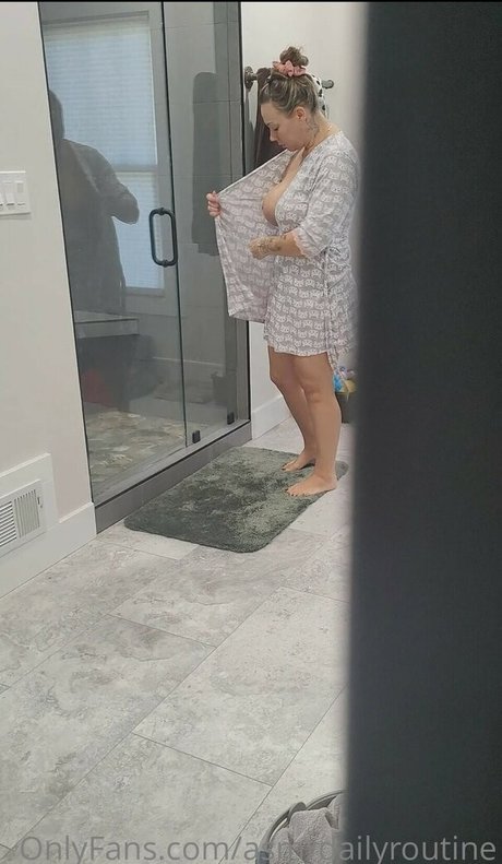 ASMRDailyRoutine 美しいスター 写真