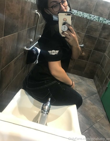 ginababy xo ポルノモデル 写真