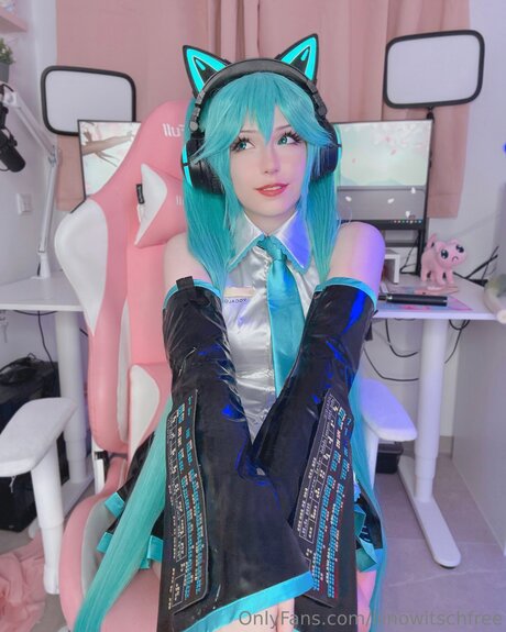 liinowitschfree アート女優 画像