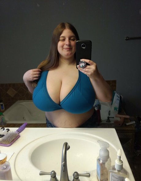 sarahrae アートモデル 写真