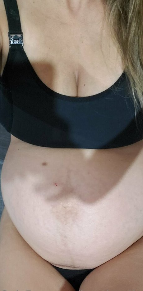 hazel nuthunny セックス女優 写真