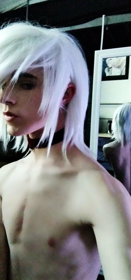 olluther ポルノ女優 写真