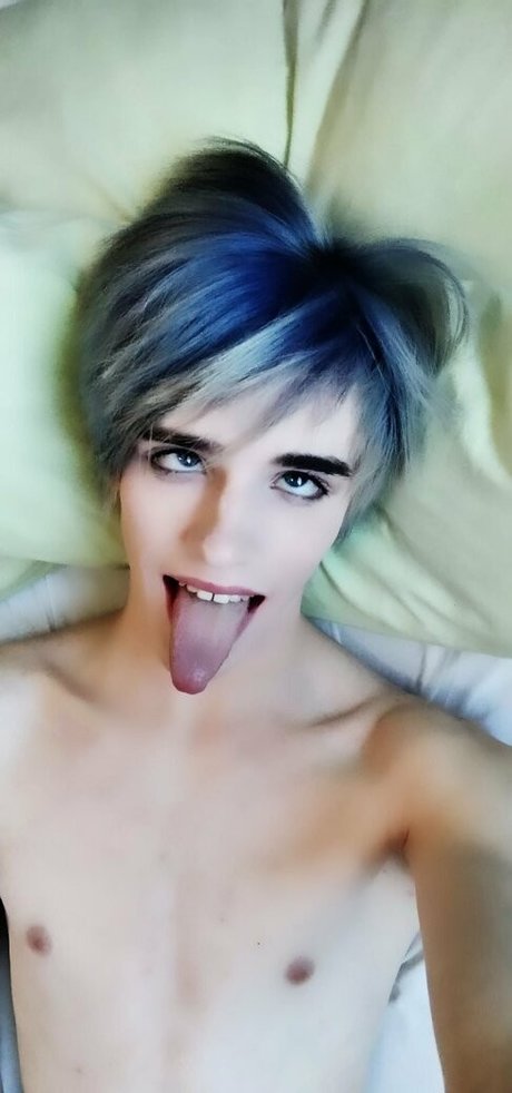 olluther 美しいポルノスター 写真