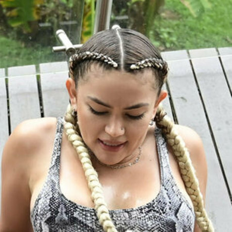 Ava Leon セクシーモデル 画像