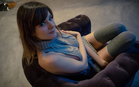 Shae Underscore 裸のスター 写真