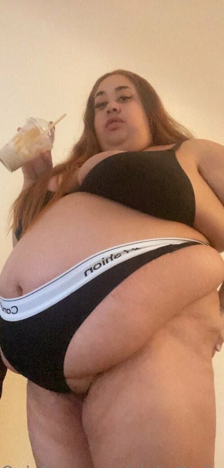 pinkythefeedee top profile image