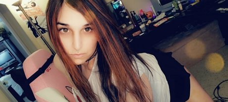 emilyroseiv xxxモデル 画像