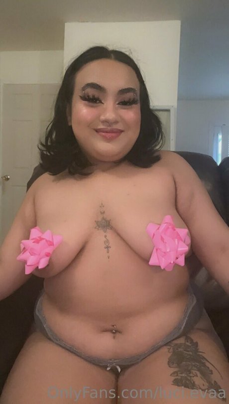 luci evaa かわいいモデル 写真