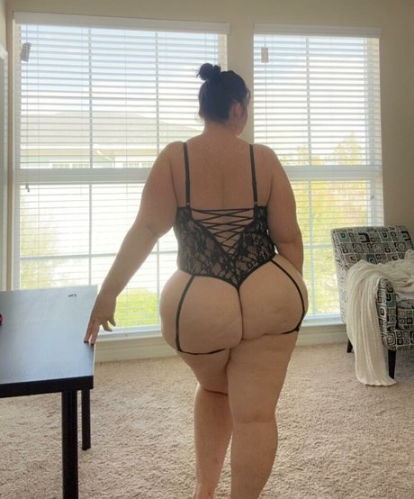 Crystal McBootay セックスポルノスター 写真