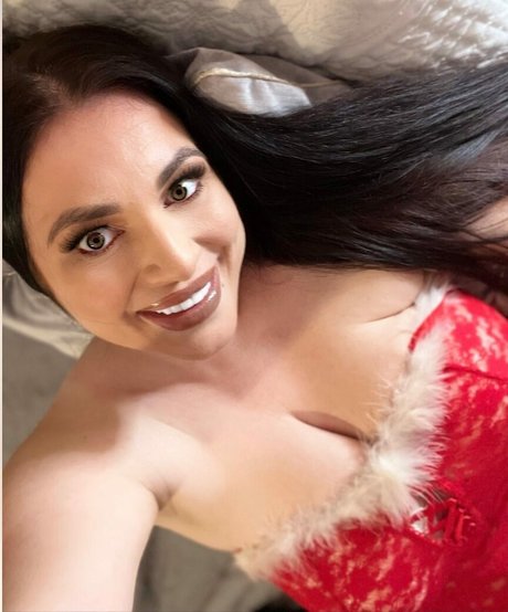 JasmineJamesx スター ヌード 画像