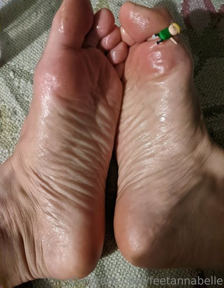feetannabelle top profile image