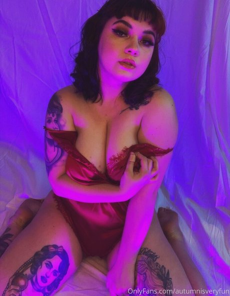 カービーファックOnlyfans 美しいヌード 画像