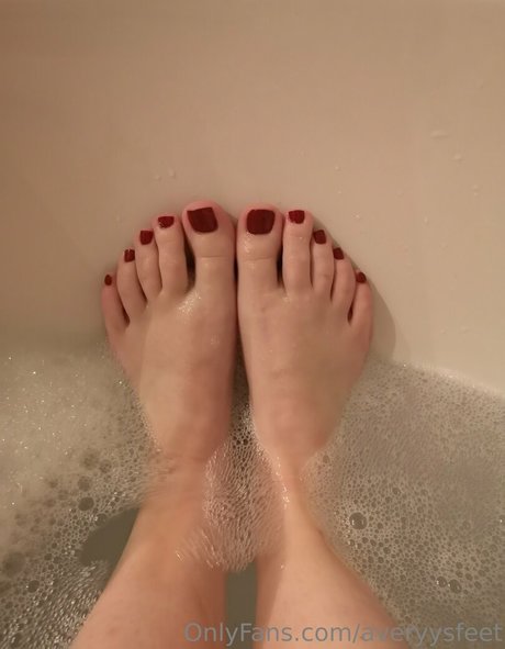 averyysfeet top profile image