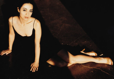 Ming Na Wen ポルノスター パーフェクト 画像