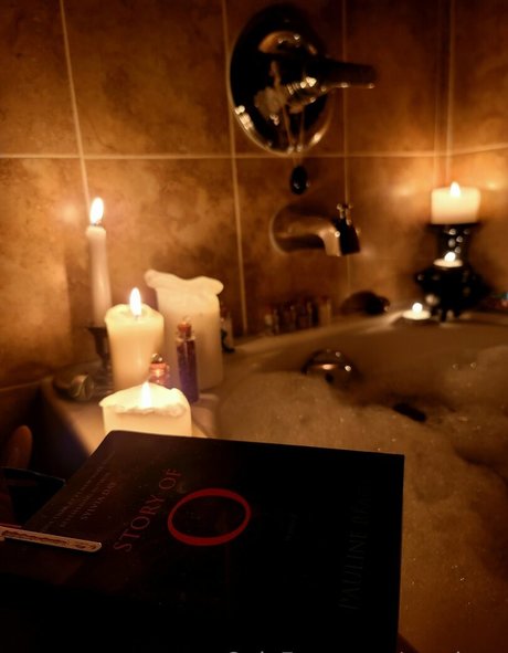 ava luxe セクシーモデル 写真