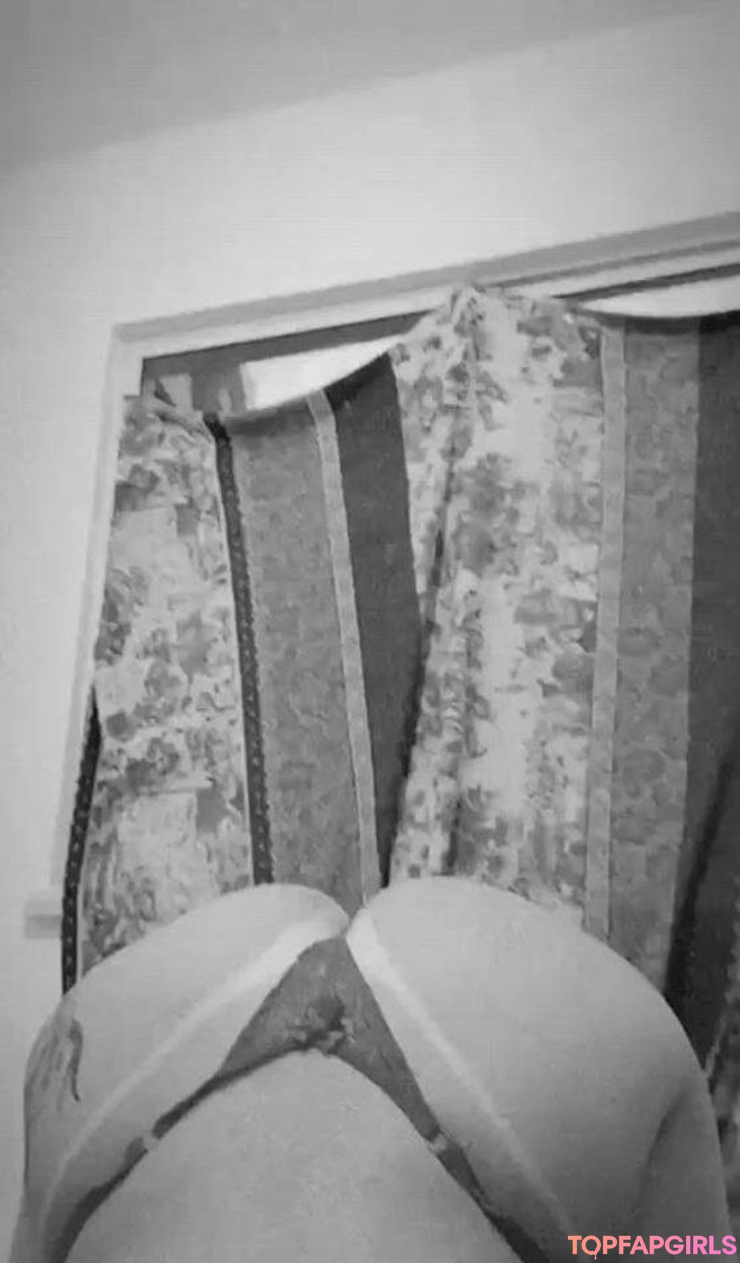 Niccole Rodrigues ヌードのポルノスター 写真