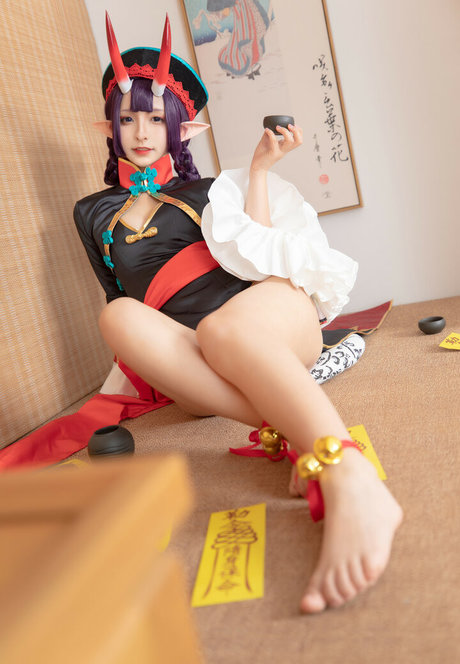 主婦オンリーファン セクシーヌード 画像