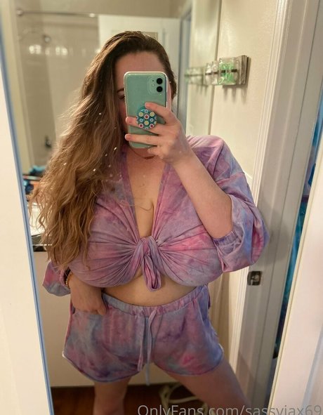 sassyjax69 トップ女優 写真